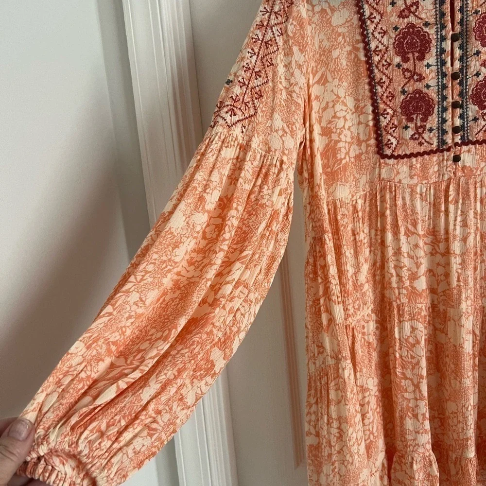 Anthropologie Claudia Embroidered Babydoll Tunic. Flowy. EUC! Size XS. - Picture 8 of 9